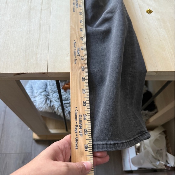 MOTHER The Dazzler Yoke Front Ankle Black Jeans - in Lightning Up Lanterns Wash - Picture 3 of 6